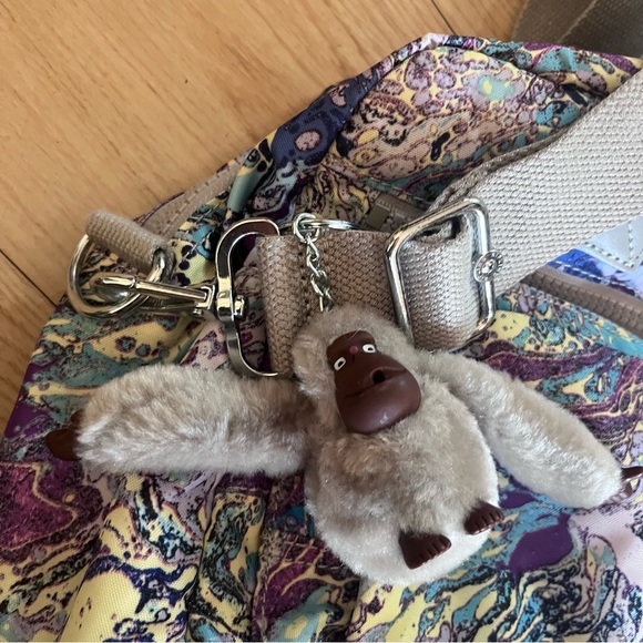 Kipling Cyrene Gray Oil Slick Overnight Carry On Travel Bag Tote - Picture 4 of 9